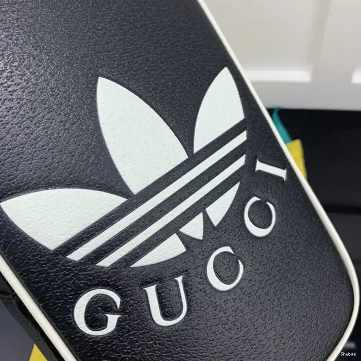 2210YA0163 Gucci Bag 0825